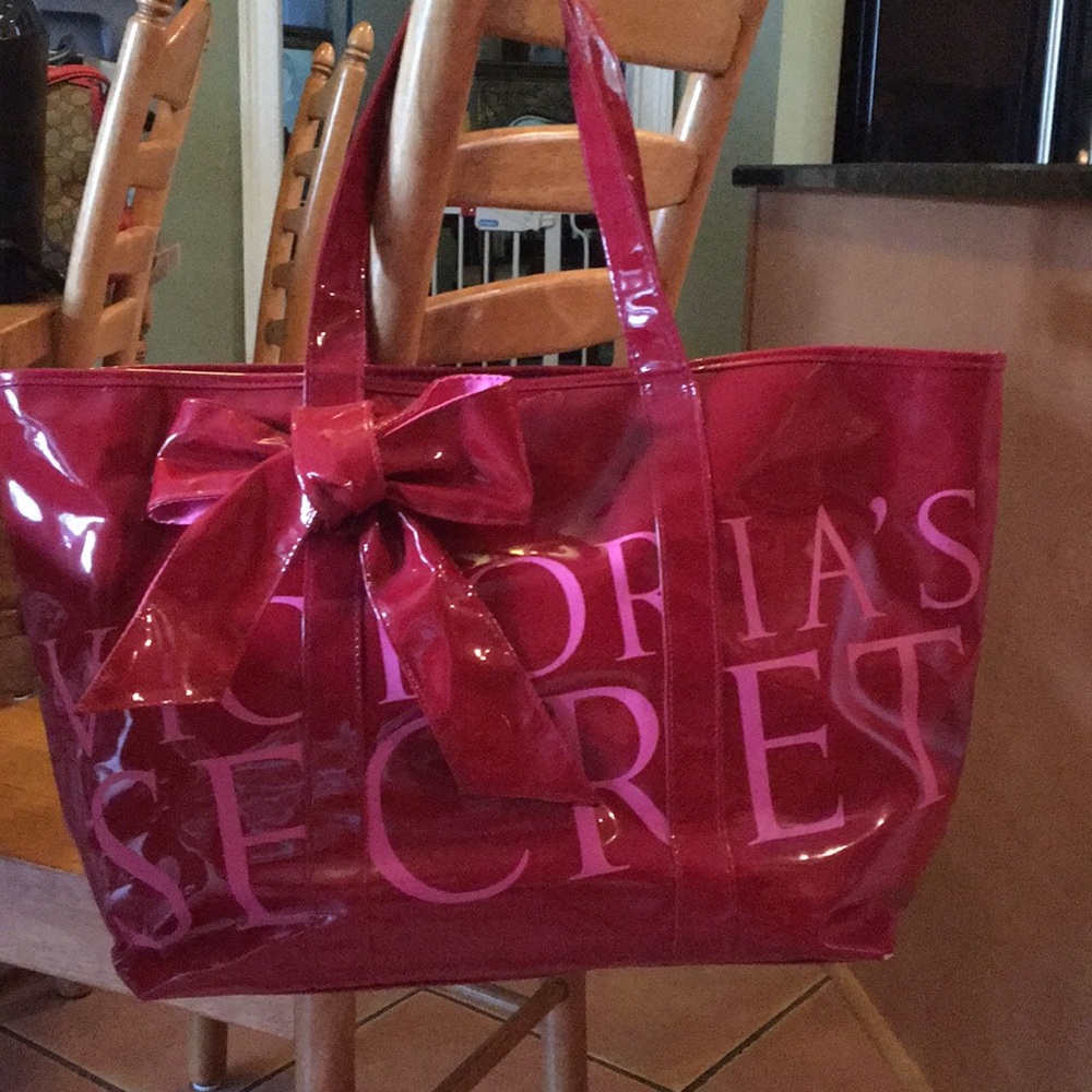 Victoria’s Secret tote